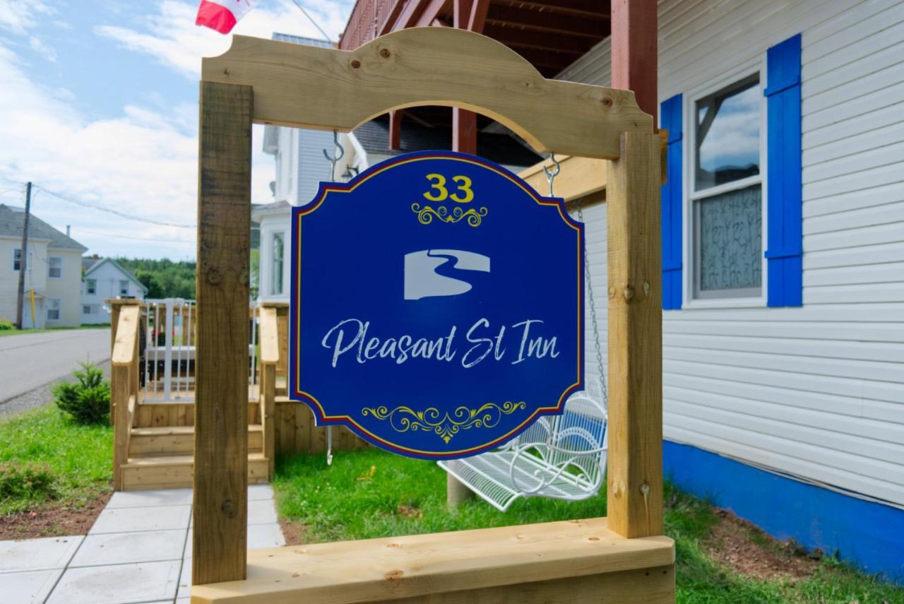 Pleasant Street Inn Parrsboro Buitenkant foto