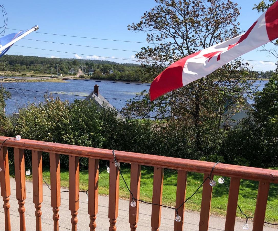 Pleasant Street Inn Parrsboro Buitenkant foto