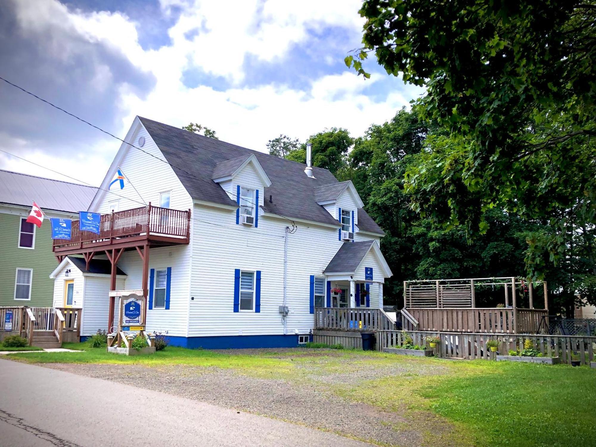 Pleasant Street Inn Parrsboro Buitenkant foto